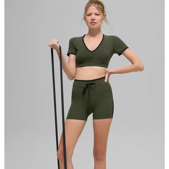 ALO Yoga Race Pace Short Sleeve - Picture 3 of 6